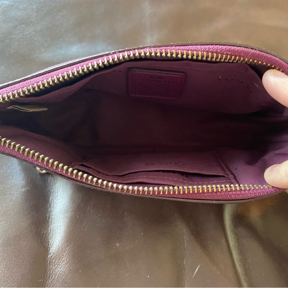 Coach purple wristlet with silver chain - Picture 4 of 5